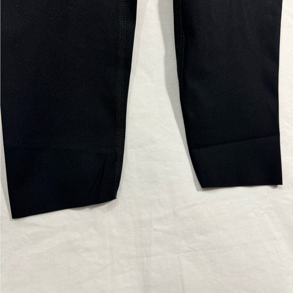 SPANX Shape Booty Boost Side Pockets Legging Very Black Athletic Travel Yoga NWT - Picture 7 of 11